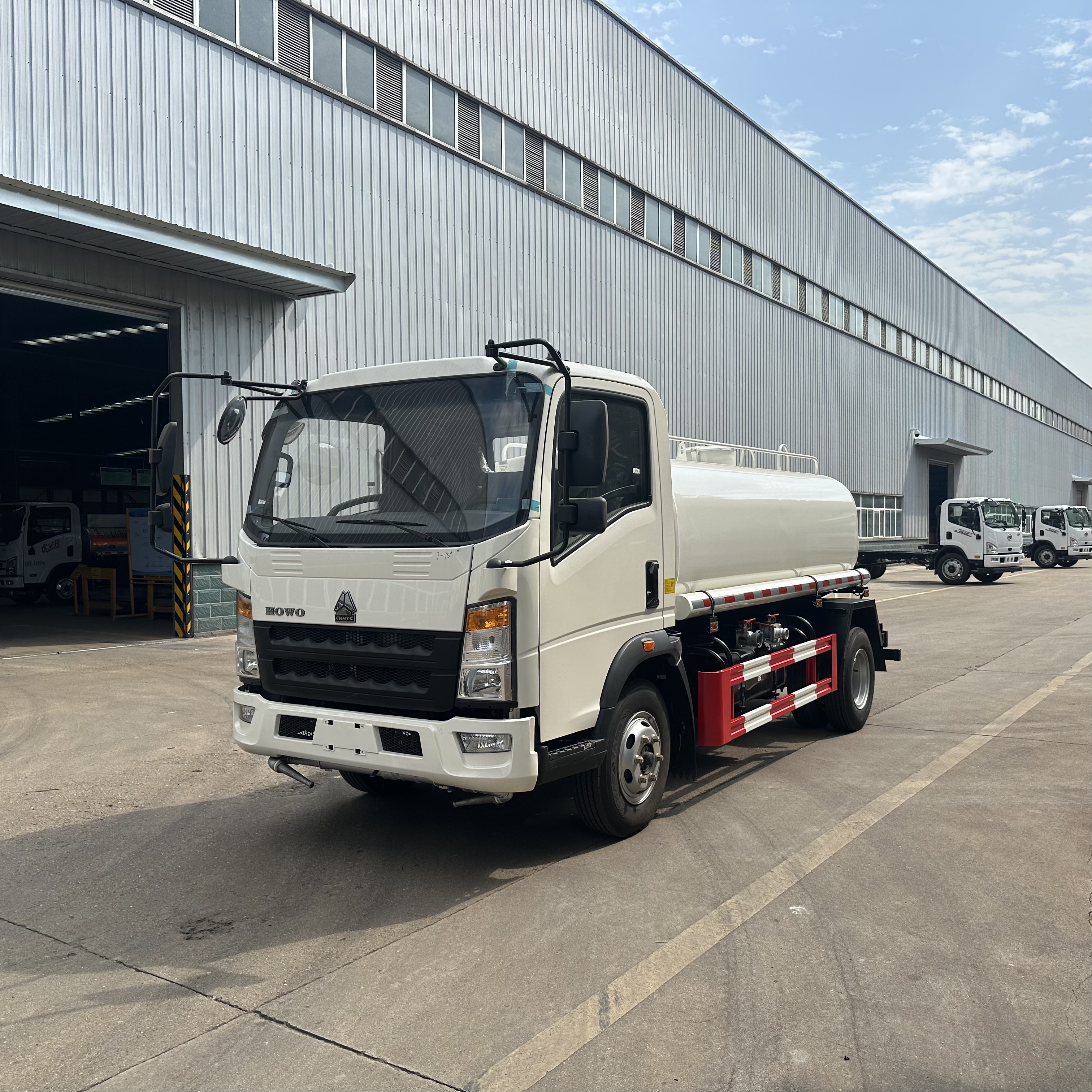 SINOTRUCK HOWO Water Tank Truck 4x2 10m³