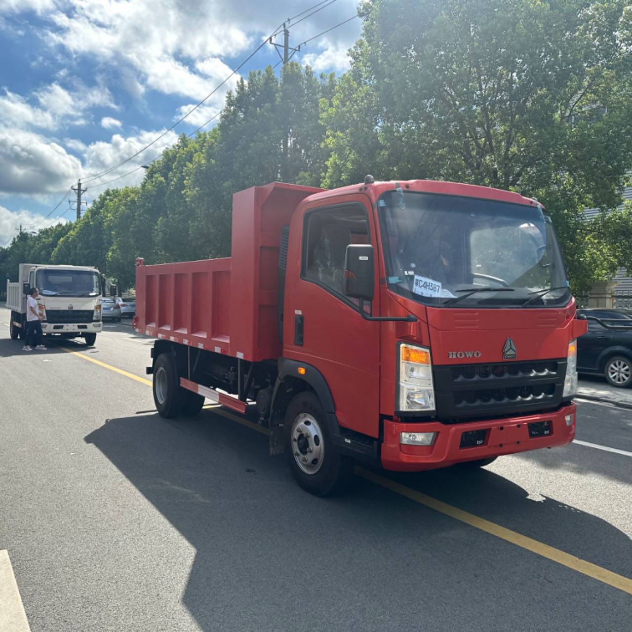 SINOTRUCK HOWO 4×2 Dump Truck 10 tons