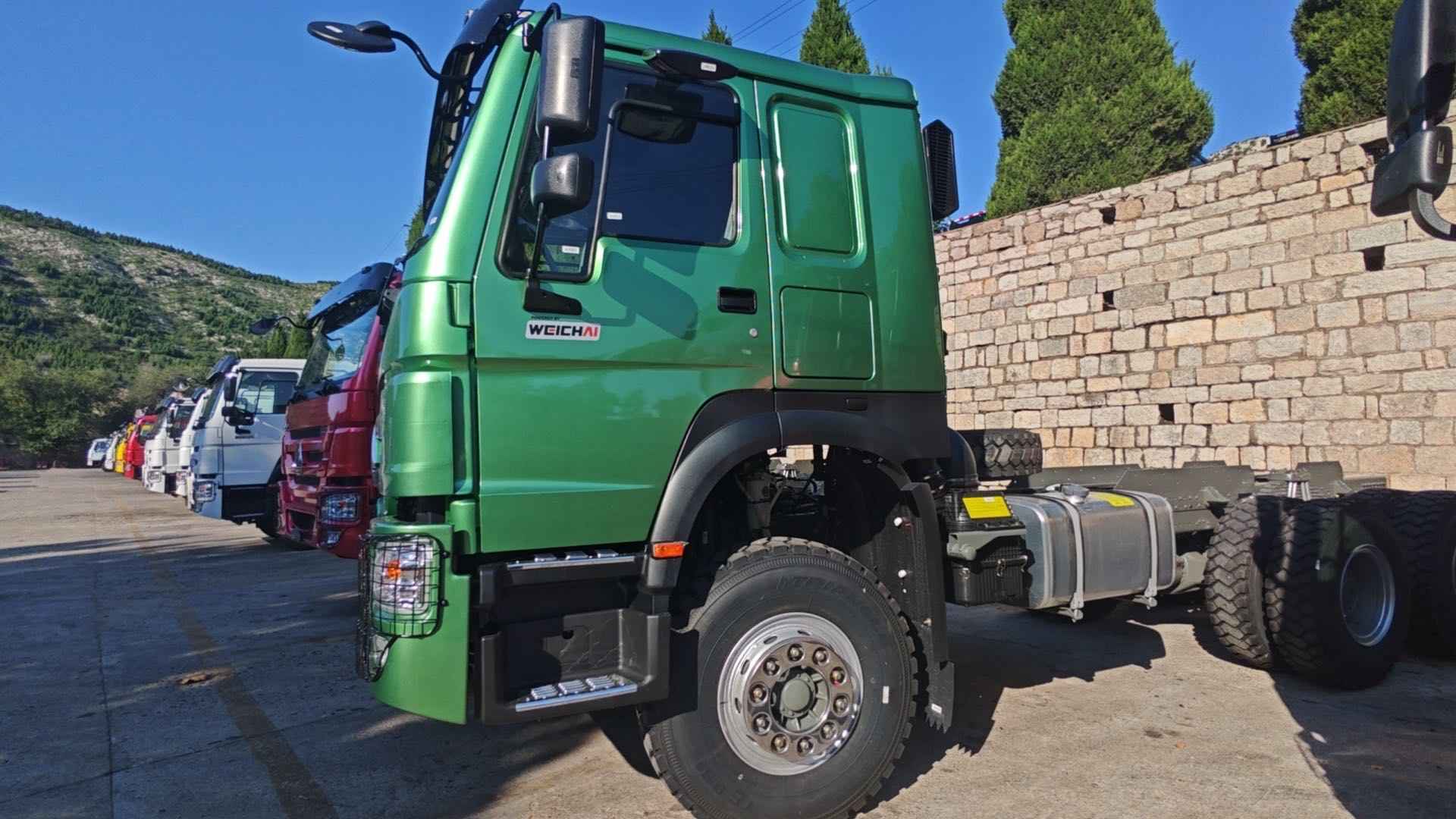 SINOTRUK HOWO 6×4 Tractor Head Truck