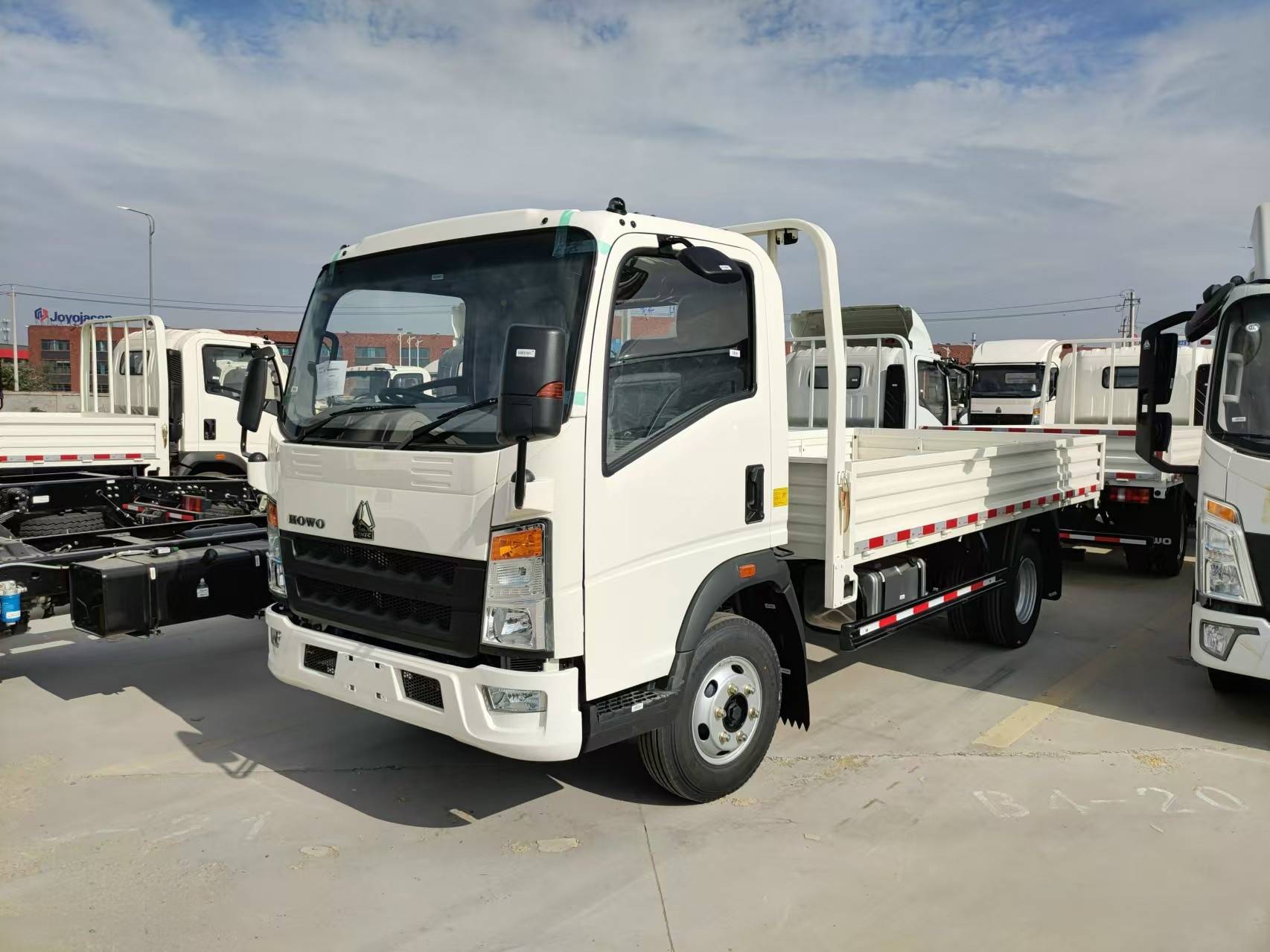 Sinotruck HOWO 4×2 Cargo Truck 10 Tons