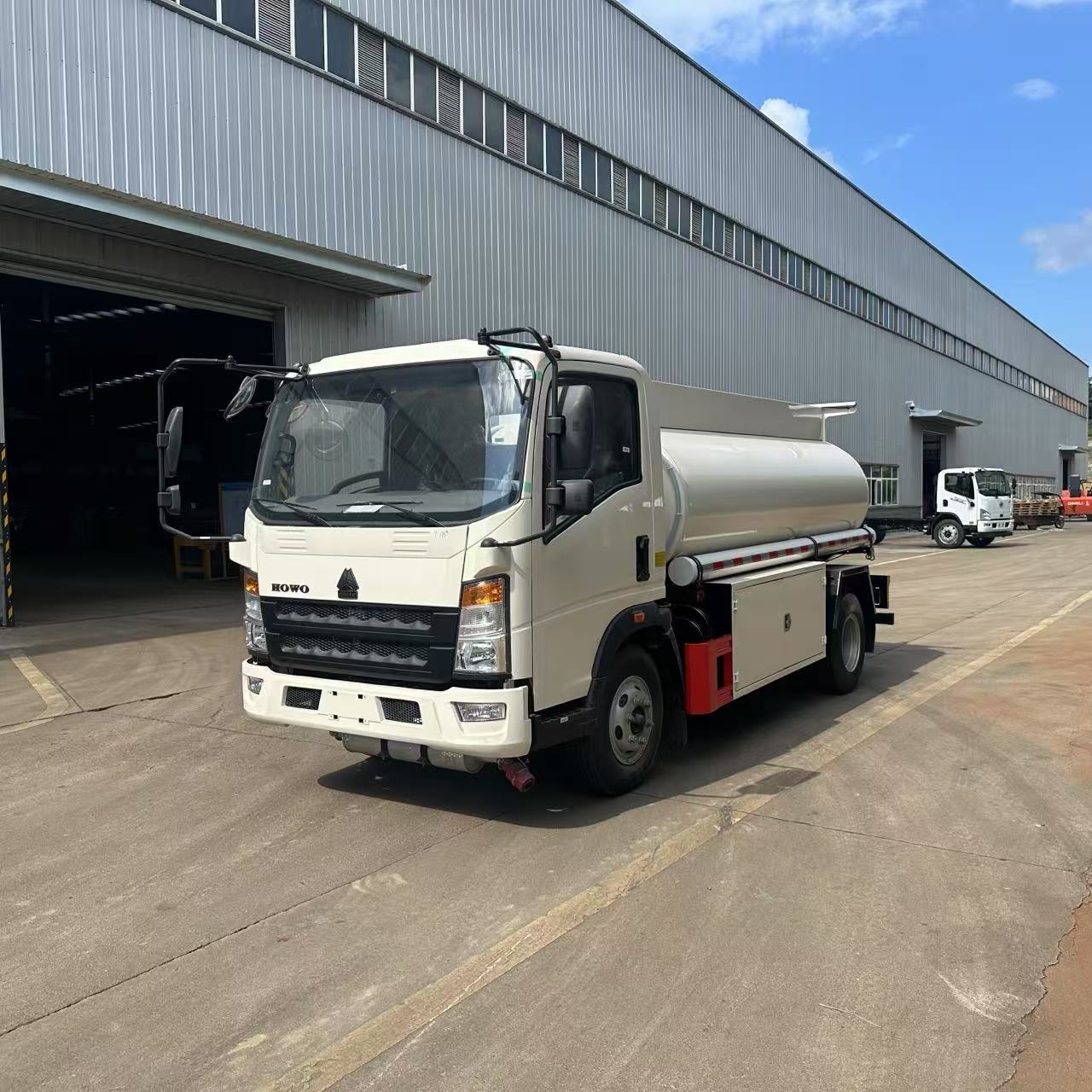 SINOTRUCK HOWO Water Tank Truck 4x2 10m³