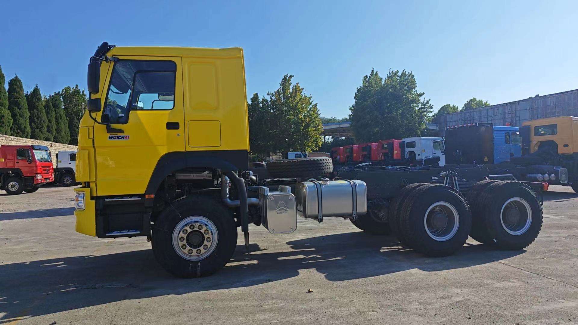 SINOTRUK HOWO 6×4 Tractor Head Truck