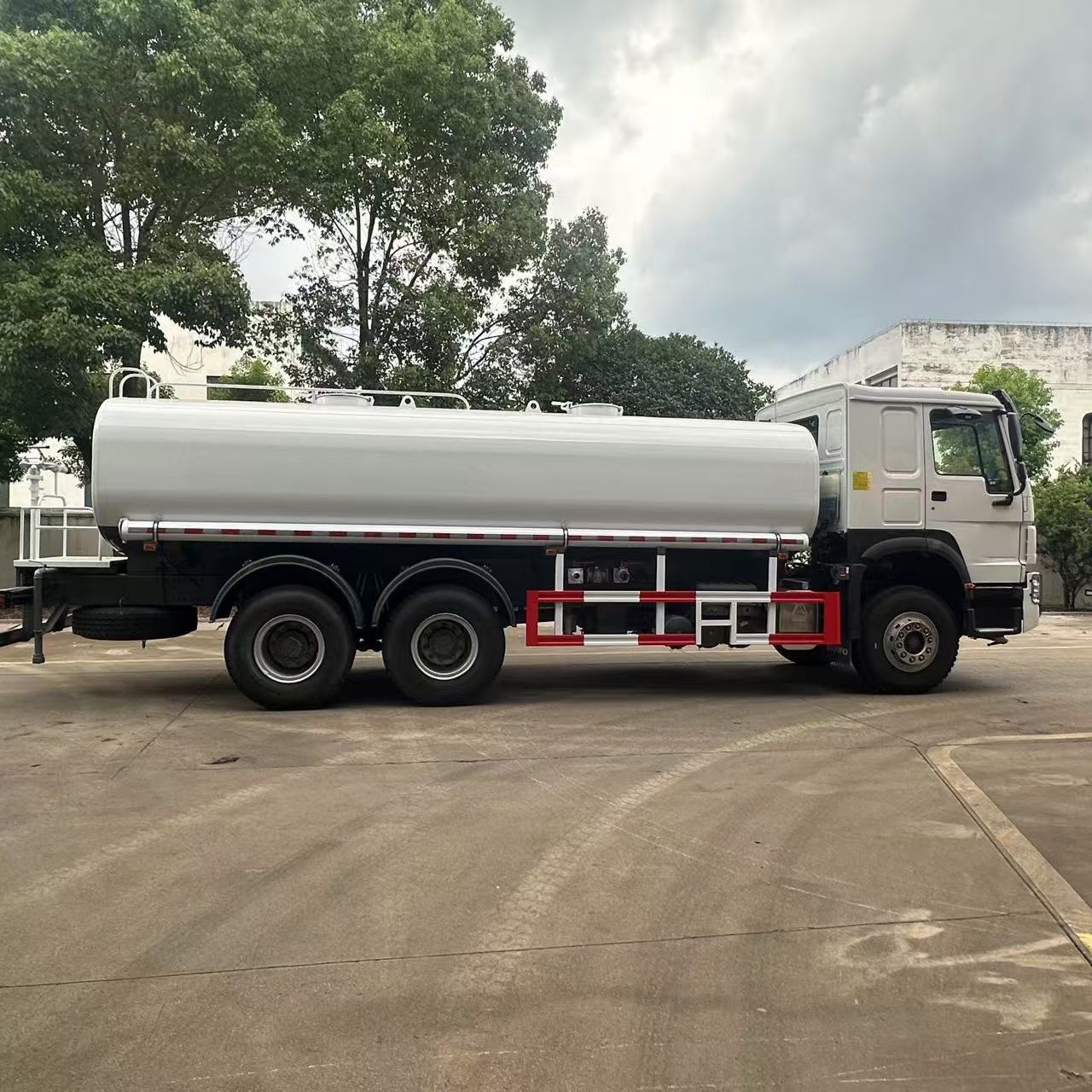 Tanzania 6×4 200000l Fuel Tanker Truck