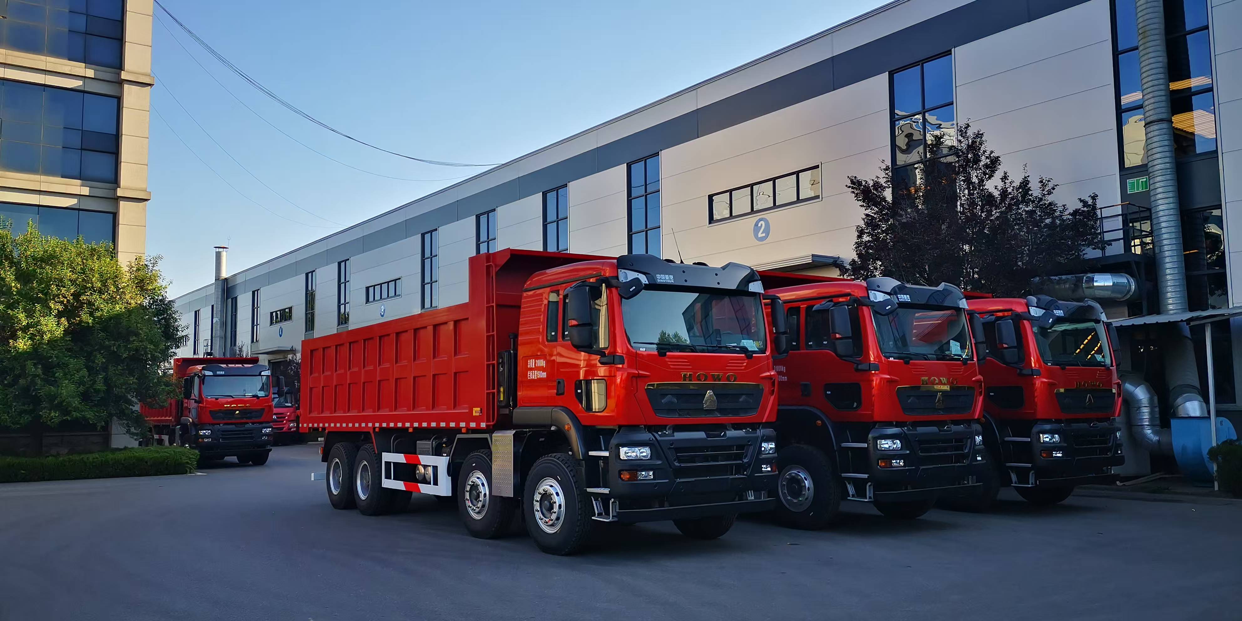 8×4 Dump Truck 400hp in Papua New Guinea