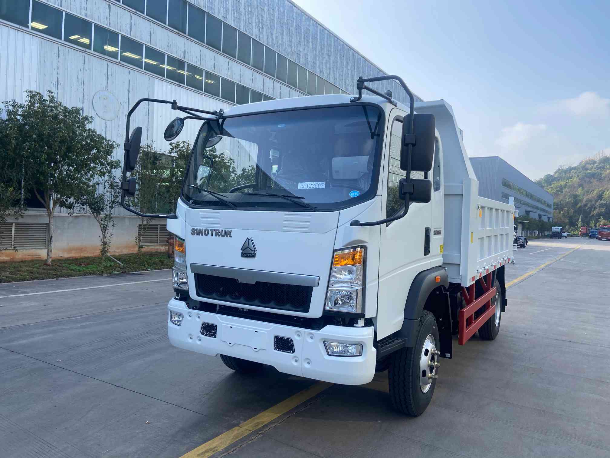 SINOTRUCK HOWO 4×2 Dump Truck 10 tons