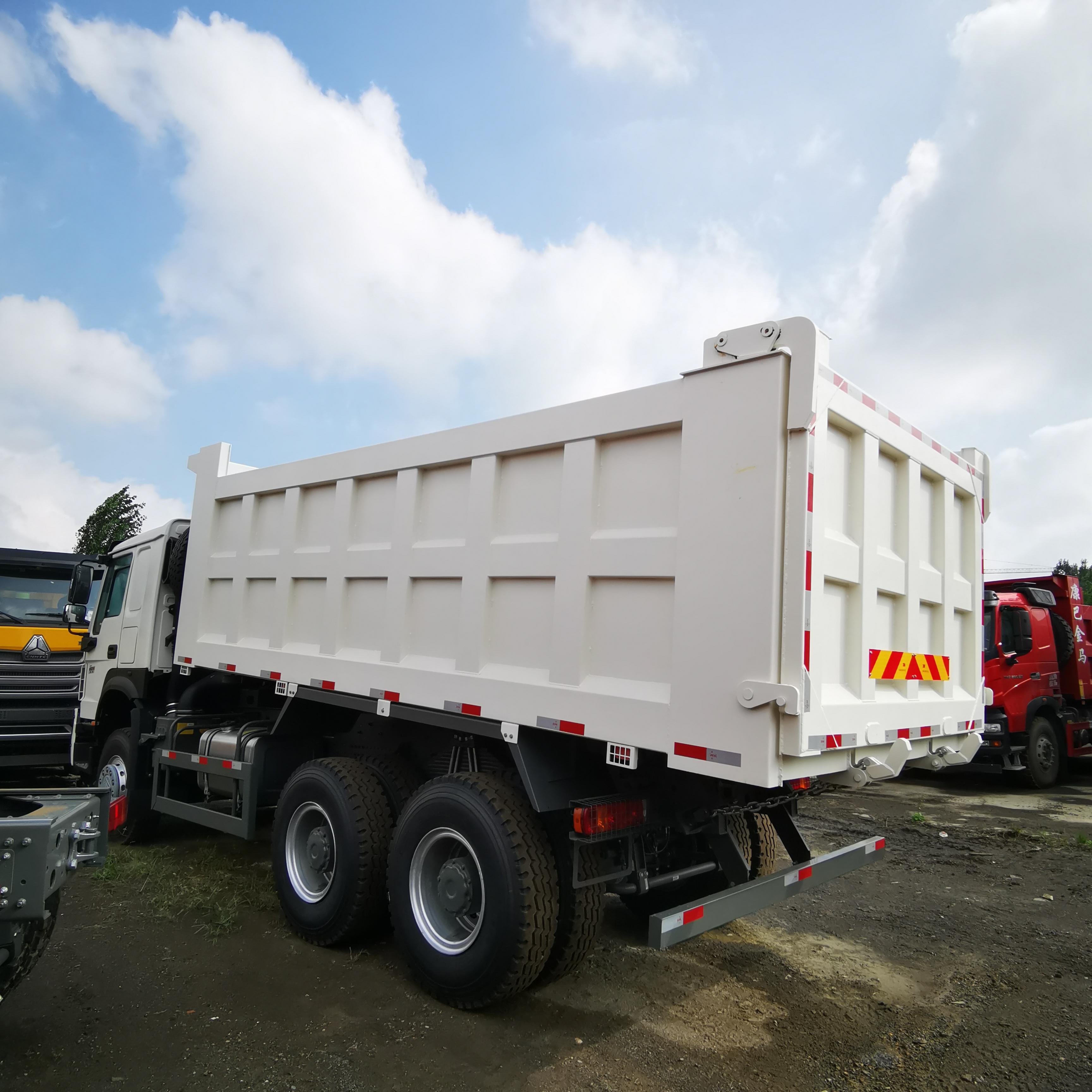 Sinotruk Howo Tipper Truck   in  Libya