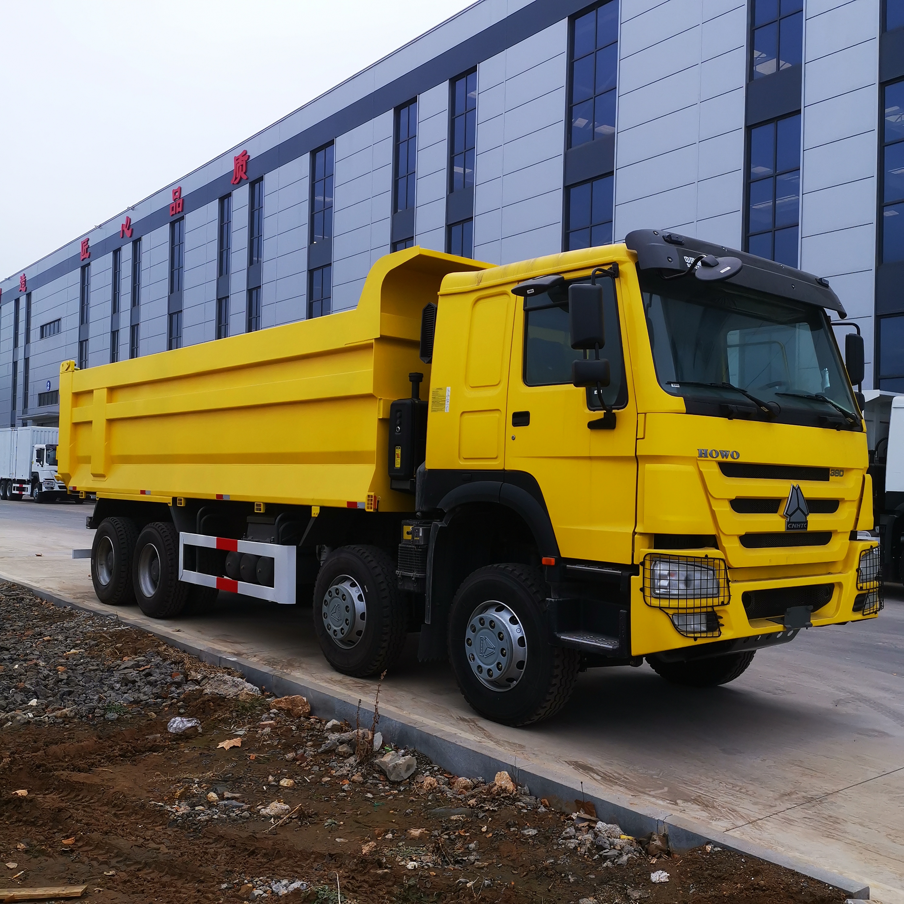 8x4 10-wheel Dump Truck