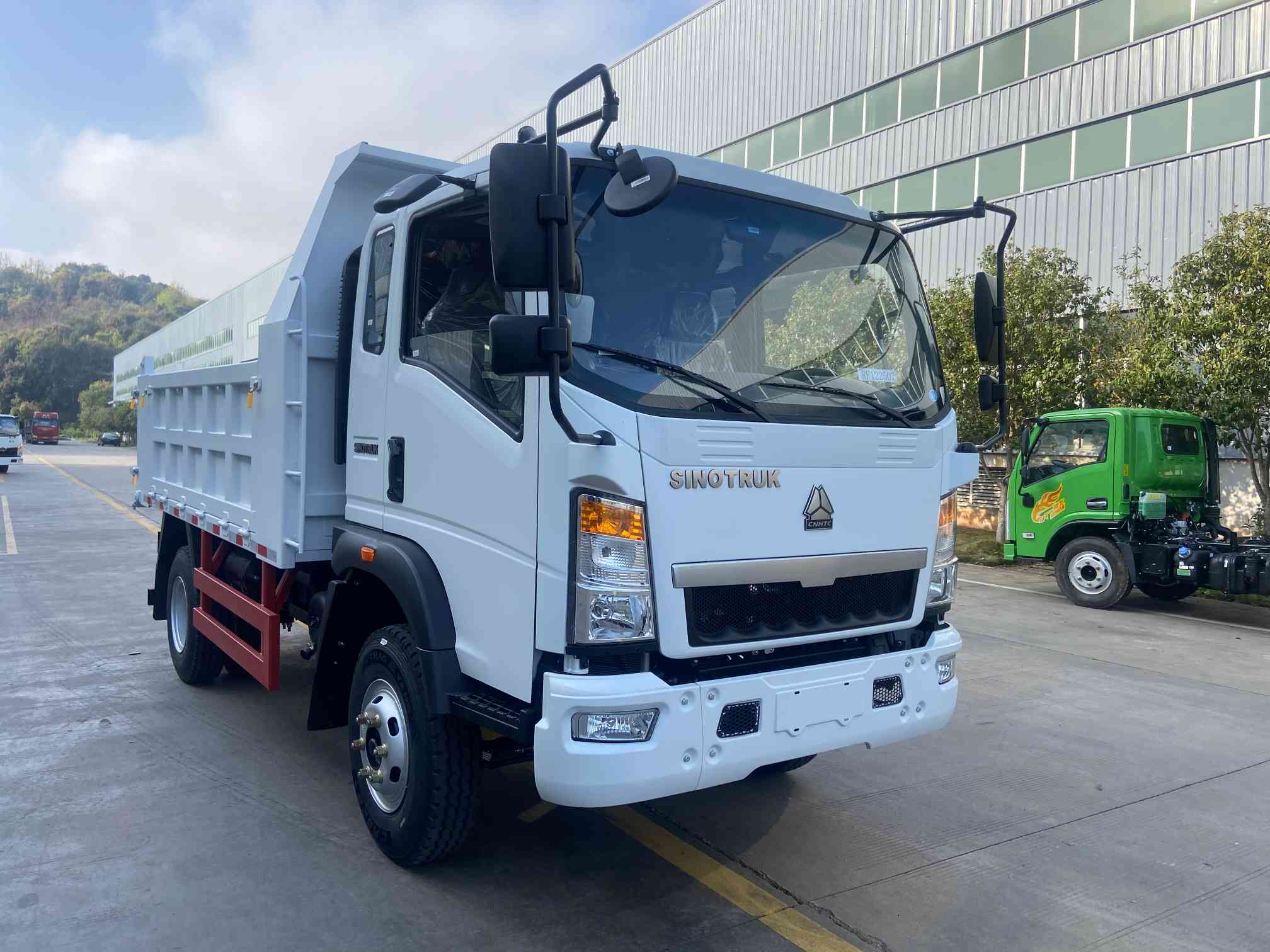 SINOTRUCK HOWO 4×2 Dump Truck 10 tons