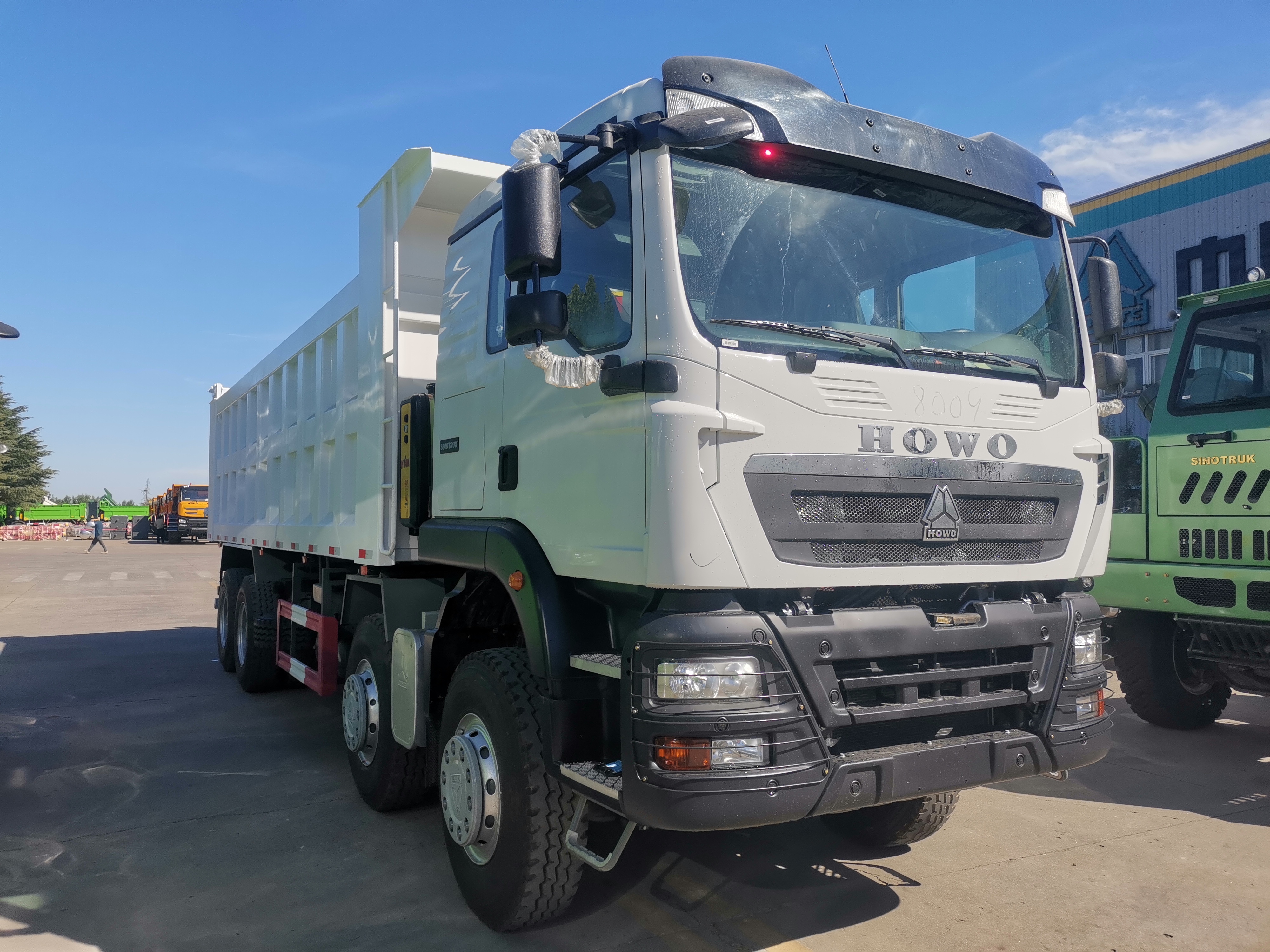 HOWO TX 8X4 DUMP TRUCK 371hp 400hp 430hp