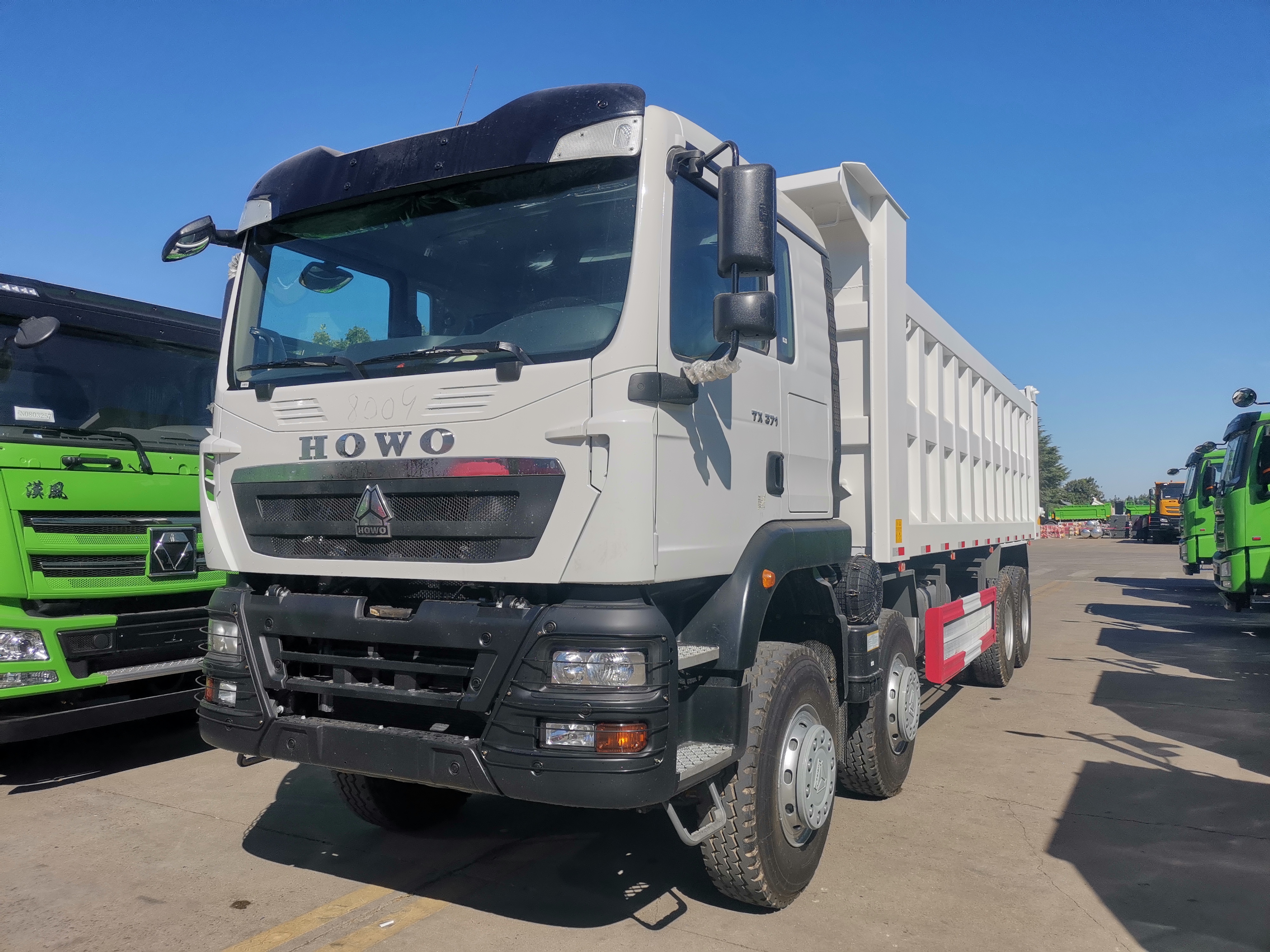 HOWO TX 8X4 DUMP TRUCK 371hp 400hp 430hp