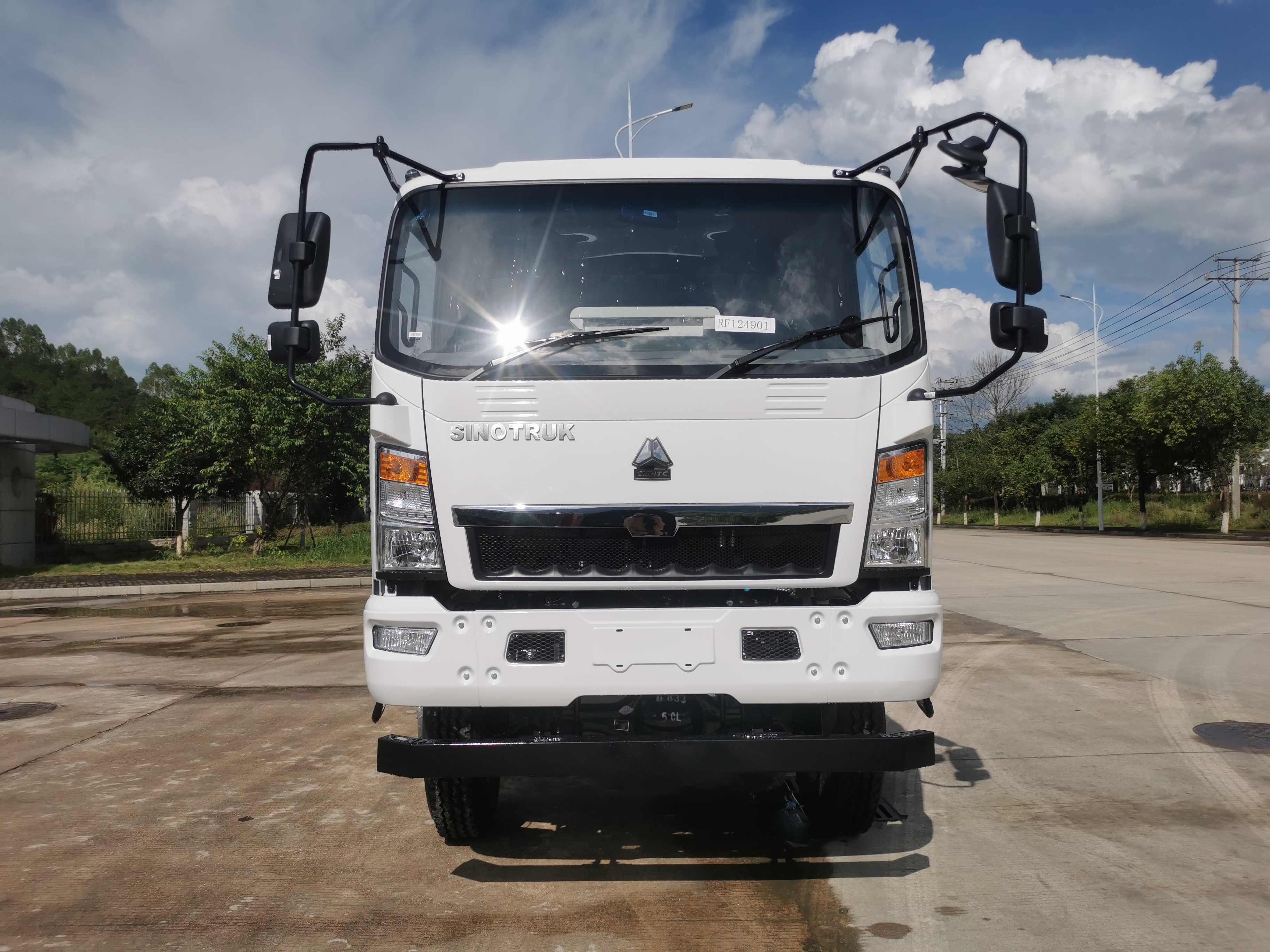 Howo Shacman 4×4 Dump Truck  Zambia