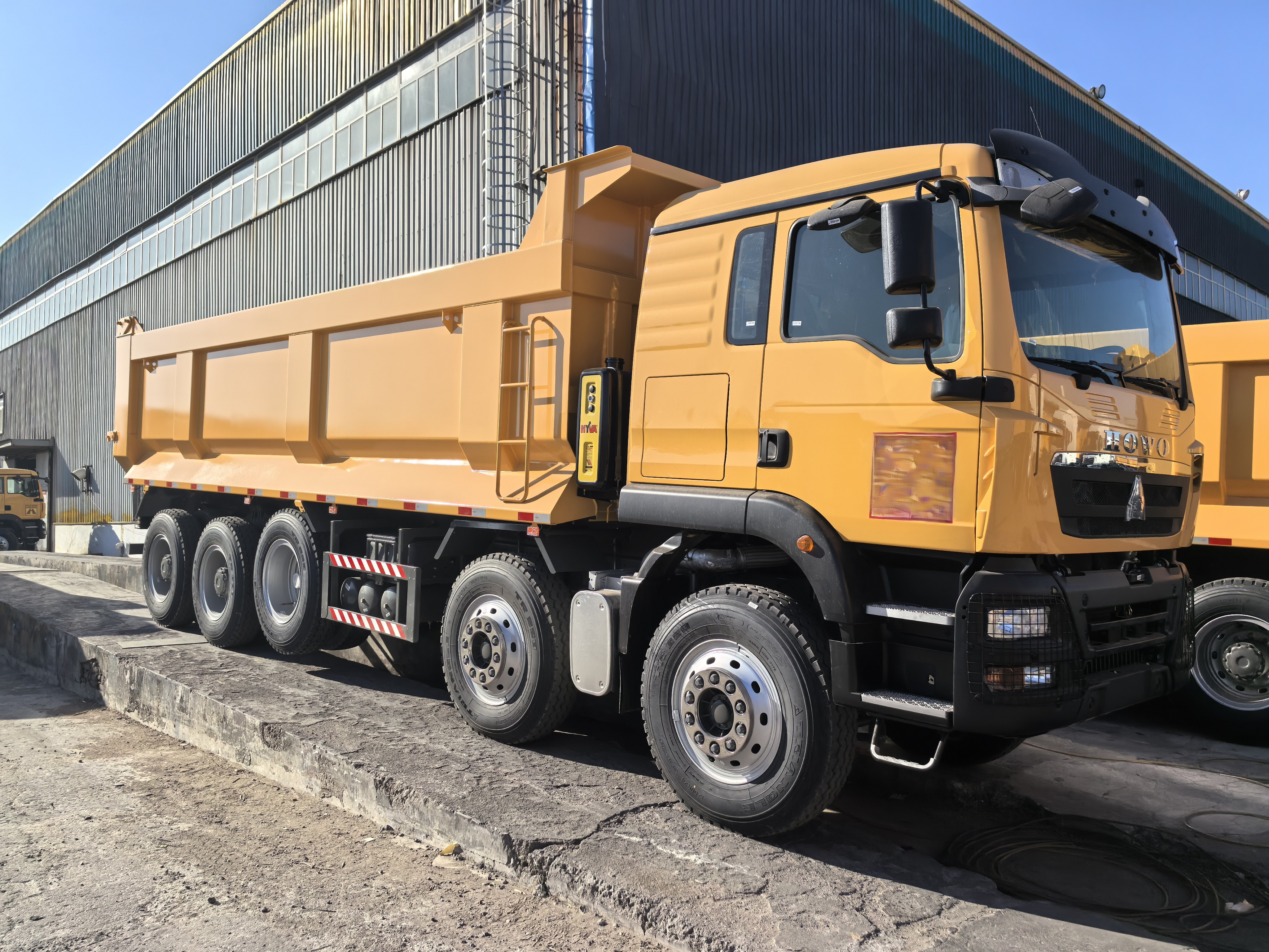 HOWO TX 10X4 DUMP TRUCK