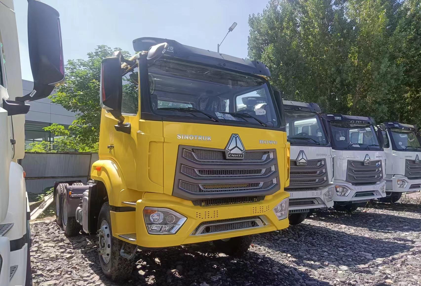 Mozambique Sinotruk Nx  6×4 Tractor Truck